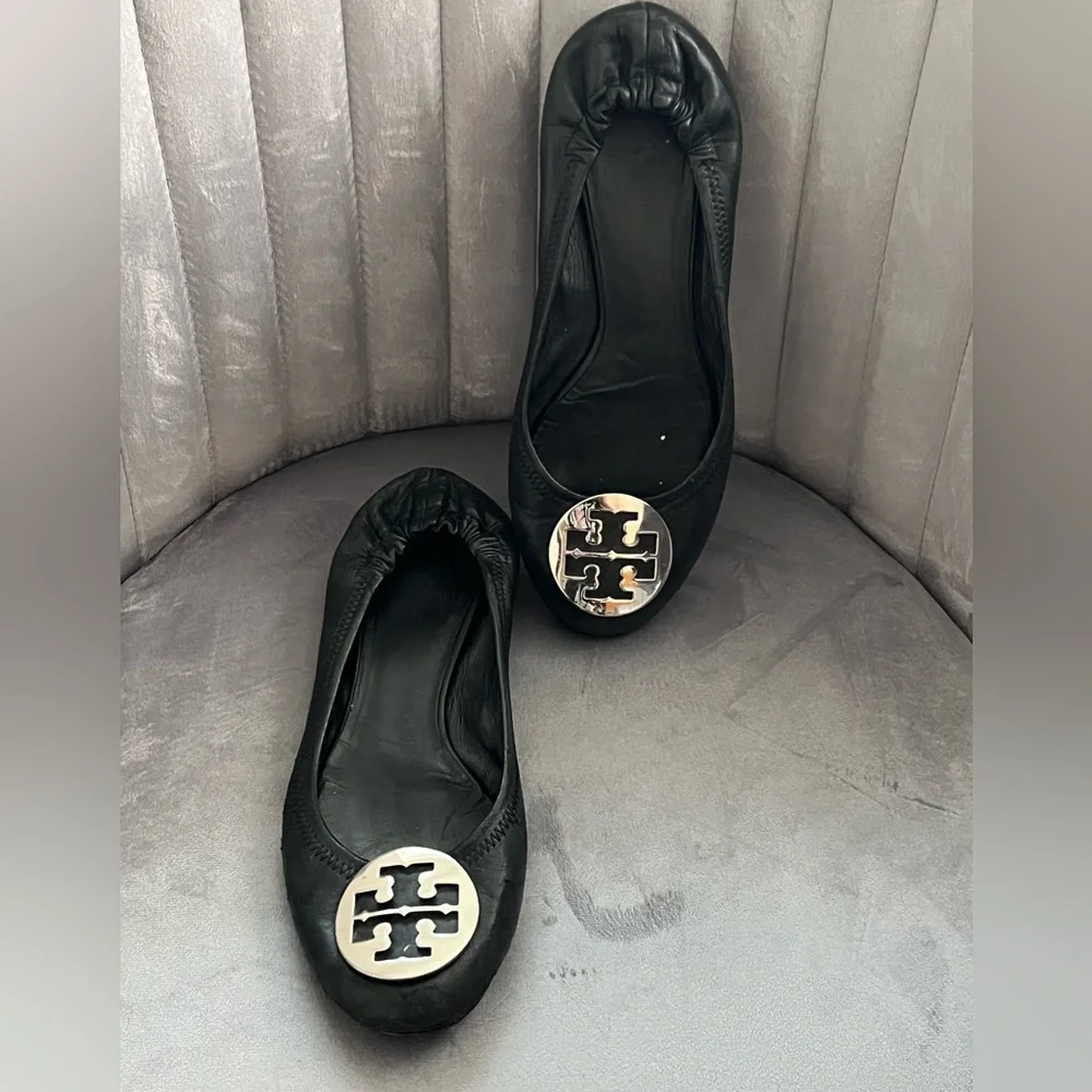 Tory Burch Black Flats with Gold Logo - Picture 2 of 9